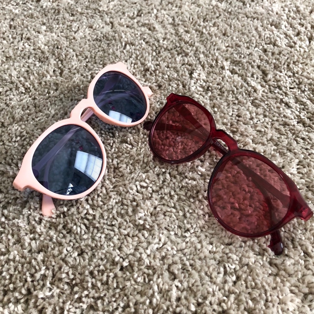 Two-set Urban Outfitters Sunglasses